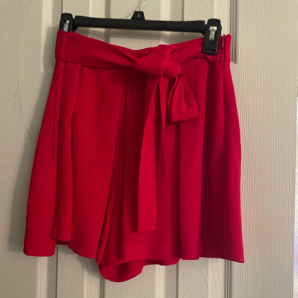 Zara red flowy shorts